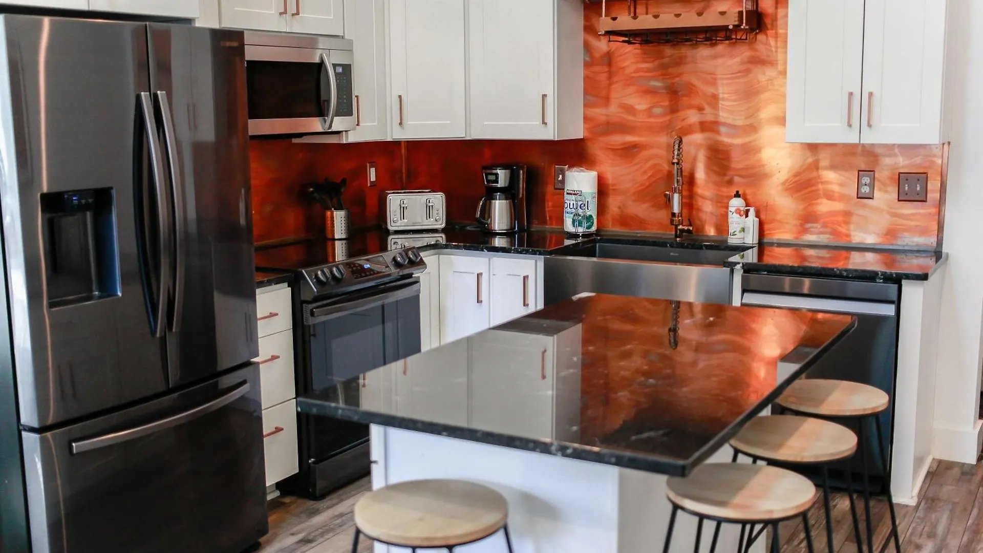 Sojourn 2 Bedroom Steps To The Beach Sleeps 4 Virginia Beach 0*,